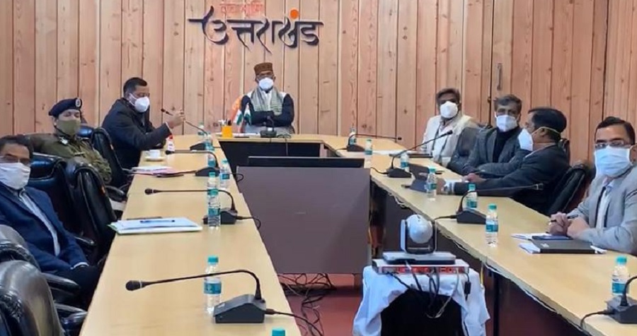 मुख्यमंत्री त्रिवेन्द्र के अधिकारियों को सख्त निर्देश, उत्तराखंड में कोरोना वेक्सिनेशन के लिए तैयार किया जाए फूलप्रूफ प्लान