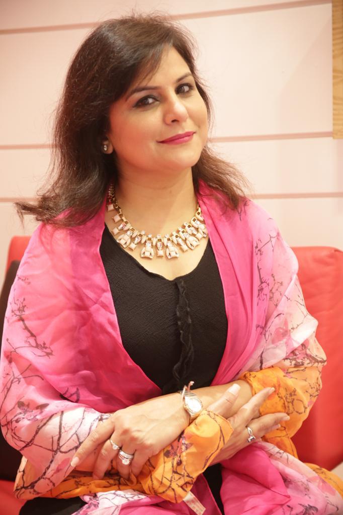 उत्तराखण्ड कांग्रेस सोशल मीडिया चेयरपर्सन  शिल्पी अरोरा नें मुख्यमंत्री  तीरथ  रावत पर तीखा हमला बोल कर   कहा मुख्यमंत्री तीरथ दे इस्तीफ़ा 
