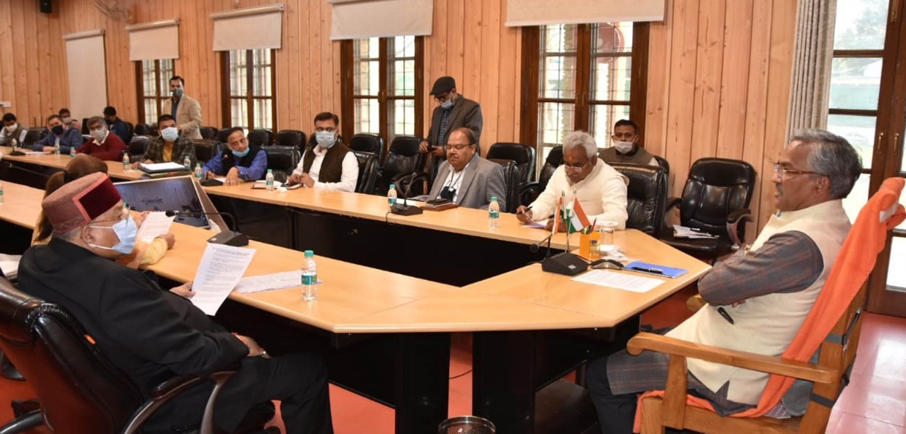 मुख्यमंत्री की अध्यक्षता में आयोजित हुई उत्तराखण्ड कैम्पा की बैठक वनाग्नि रोकने के लिये हो समेकित प्रयास