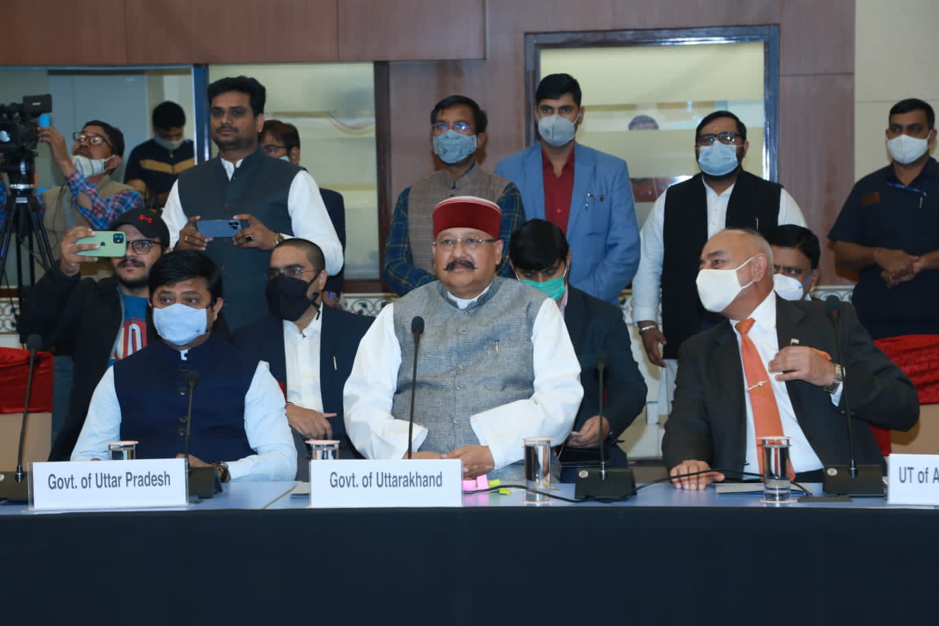 सिविल एवियशन मिनिस्टर कांफ्रेंस” में हरिद्वार में अंतरराष्ट्रीय एयरपोर्ट की अनिवार्यता के विषय में बताया  शीघ्र बने सी-प्लेन व ब्लिंप पॉलिसीः महाराज