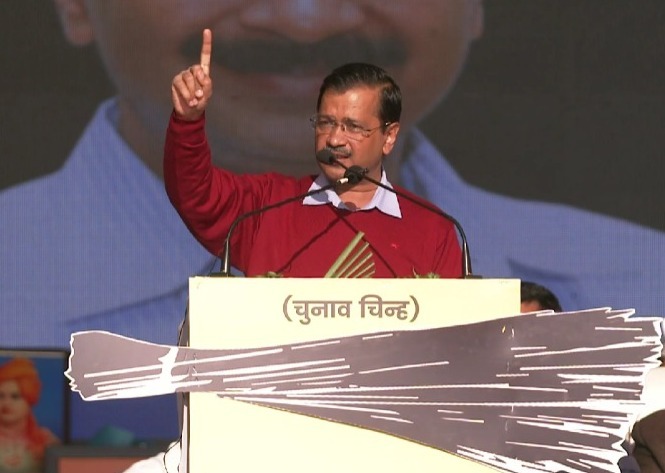 उत्तराखंड:में छठवें दौरे पर अरविंद केजरीवाल का बडा एलान,अब शहीदों को मिलेगा सम्मान,शहीद होने पर आप की सरकार देगी एक करोड की सहायता राशि