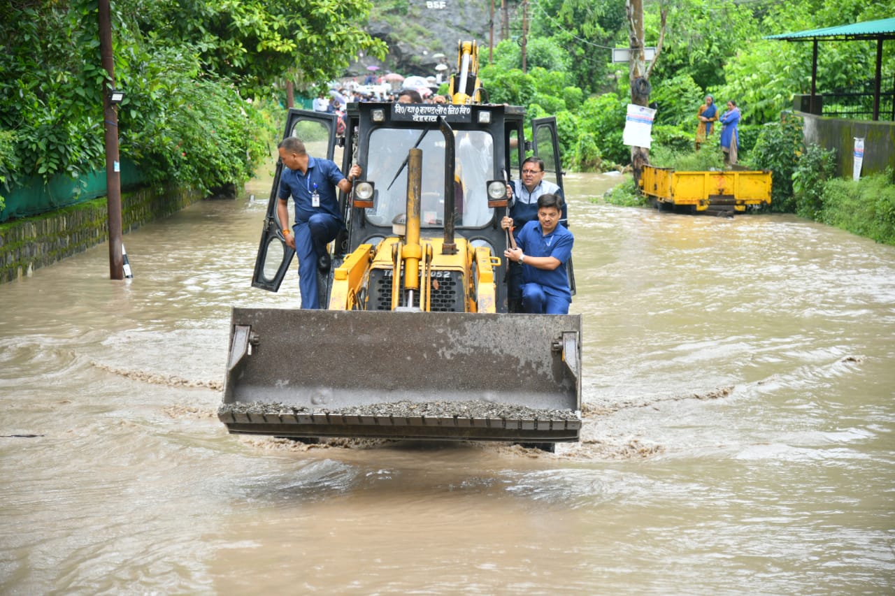 साल 2022 : भारी बारिश का कहर, दिखाया तबाही का ऐसा मंजर, इस साल 36 लोगो ने गंवाई आपदा में जान, 13 से अधिक आज भी लापता