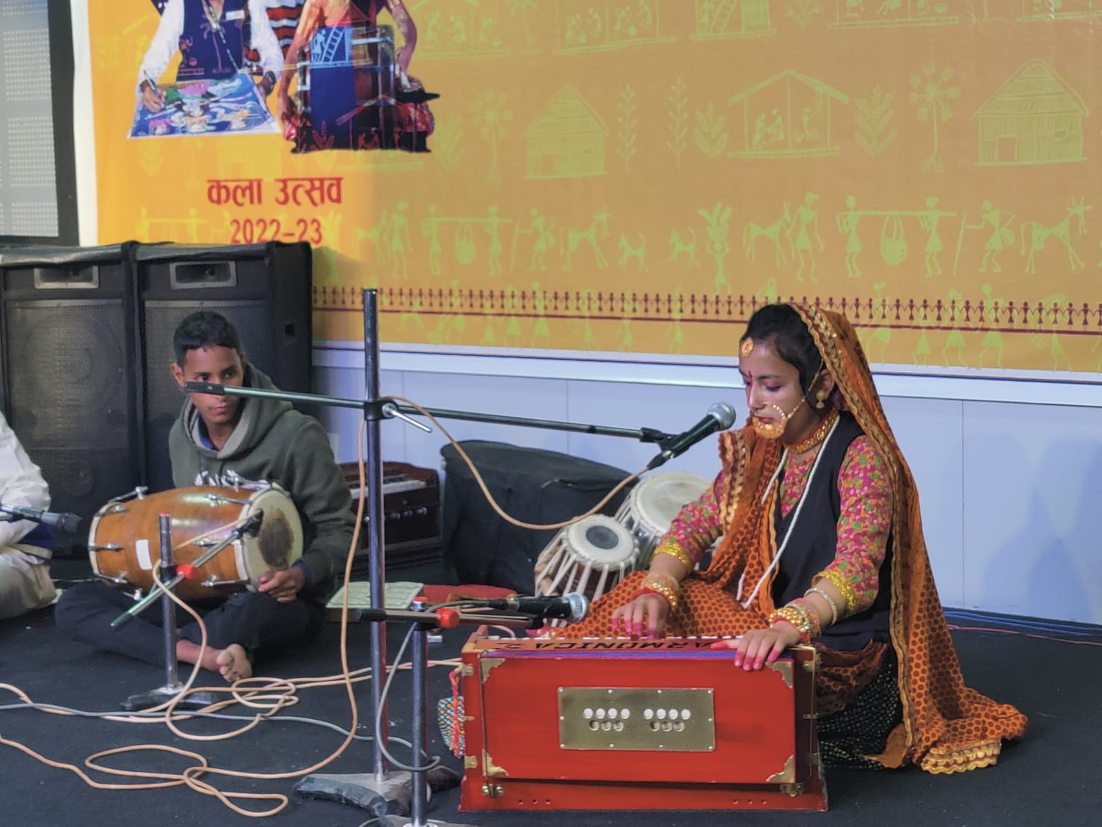 राज्य स्तरीय कला उत्सव में छात्र-छात्राओं की सुंदर प्रस्तुतियों ने बांधा समा