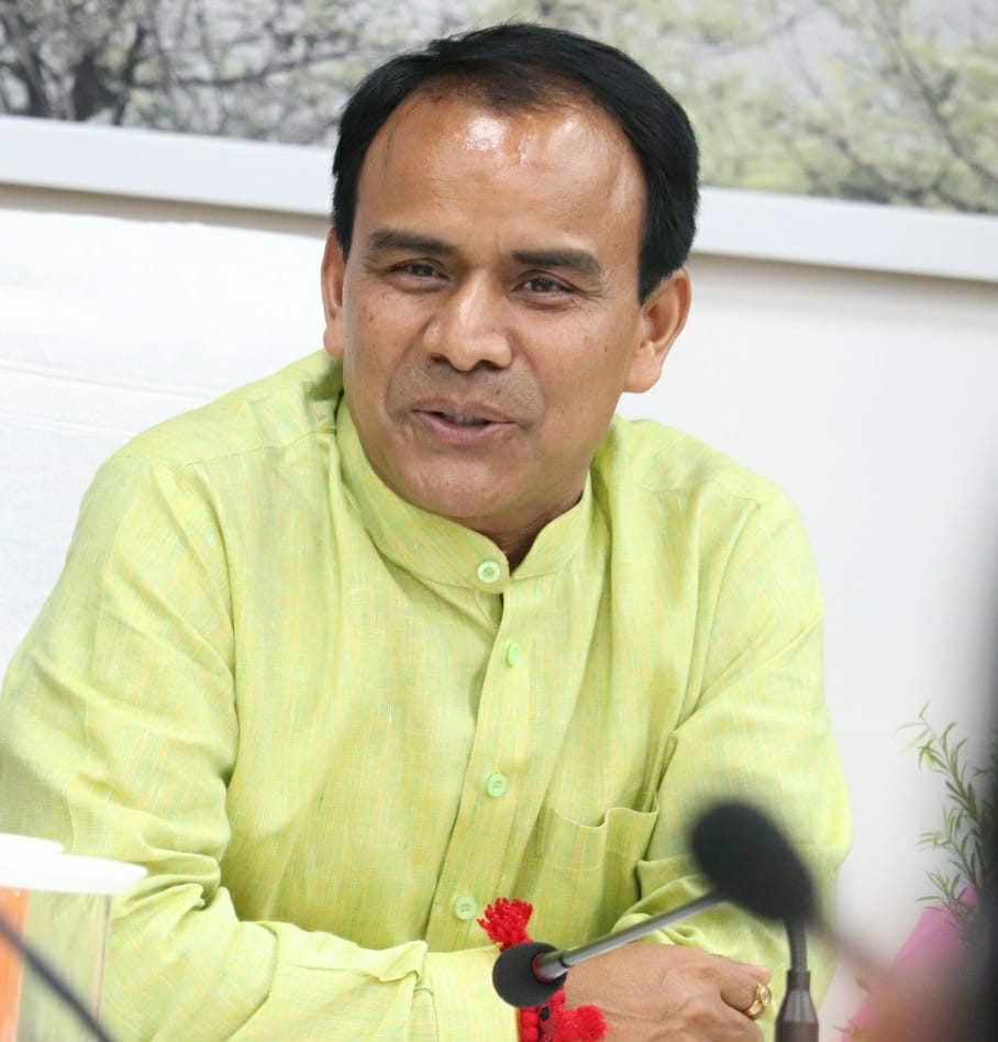 उच्च शिक्षा मंत्री डा. धन सिंह रावत ने छात्रहित में लिया बड़ा निर्णय   प्रवेश से वंचित छात्र-छात्राओं को मिला ऑफलाइन आवेदन का मौका