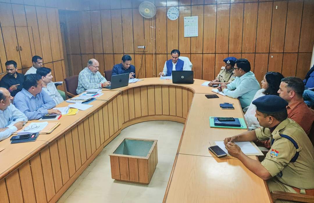 विश्वविद्यालयों का सत्र नियमित करें कुलपतिः डा. धन सिंह रावत दो सप्ताह के भीतर छात्र संघ चुनाव कराने के निर्देश