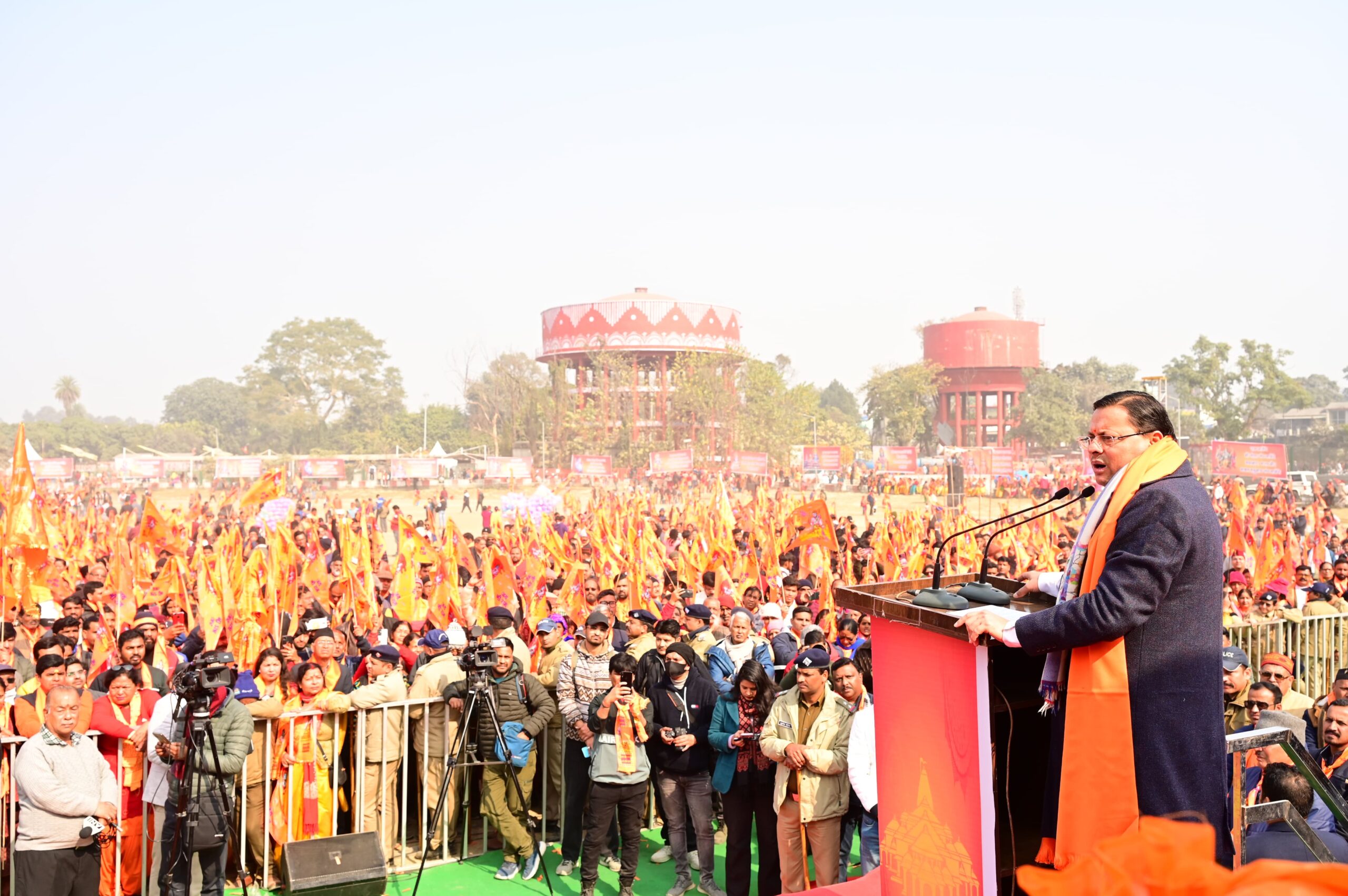 अयोध्या धाम के समीप तीन एकड़ भूमि पर उत्तराखंडवासियों के लिए भव्य उत्तराखंड सदन बनाया जाएगा : धामी