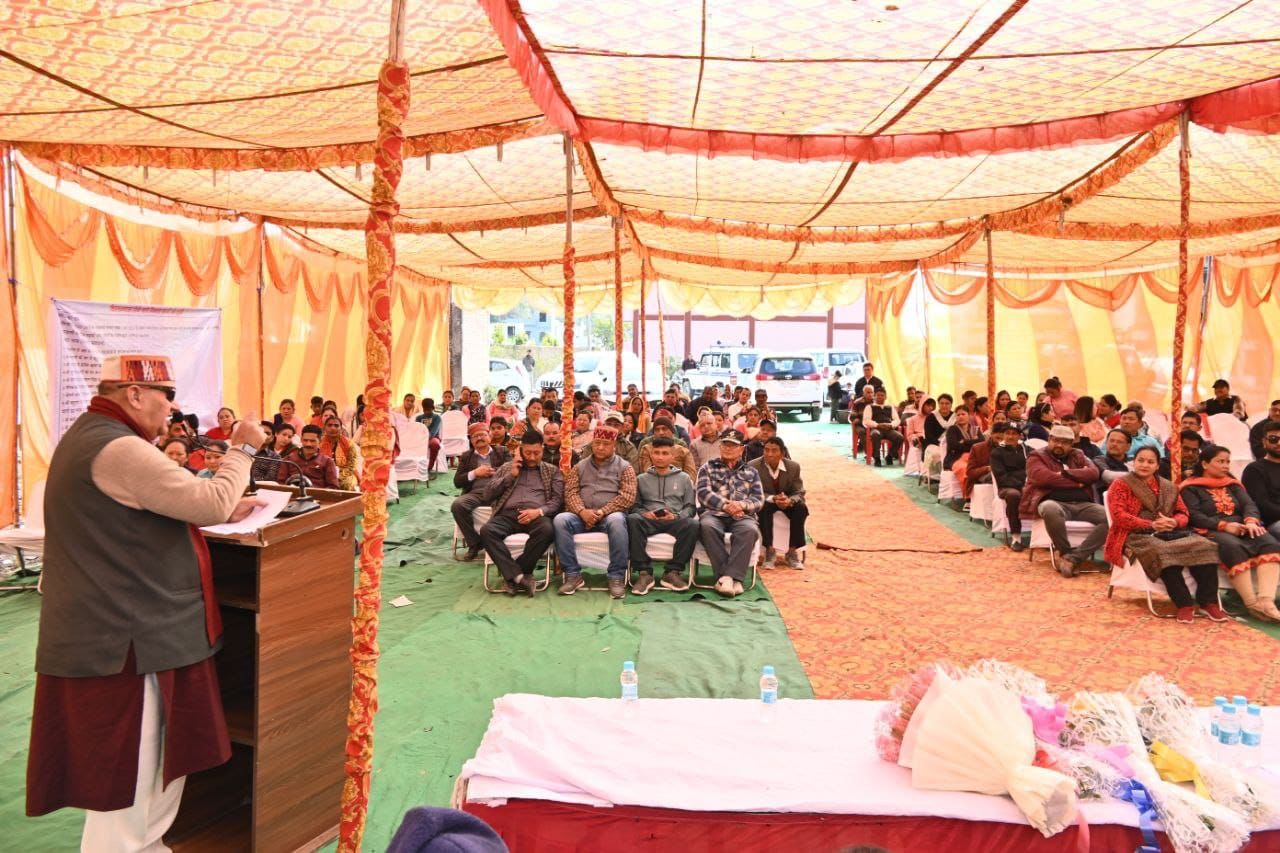 कैबिनेट मंत्री गणेश जोशी ने अधिकारियों को 6 माह के भीतर विकास कार्यों को पूर्ण करने के निर्देश दिए