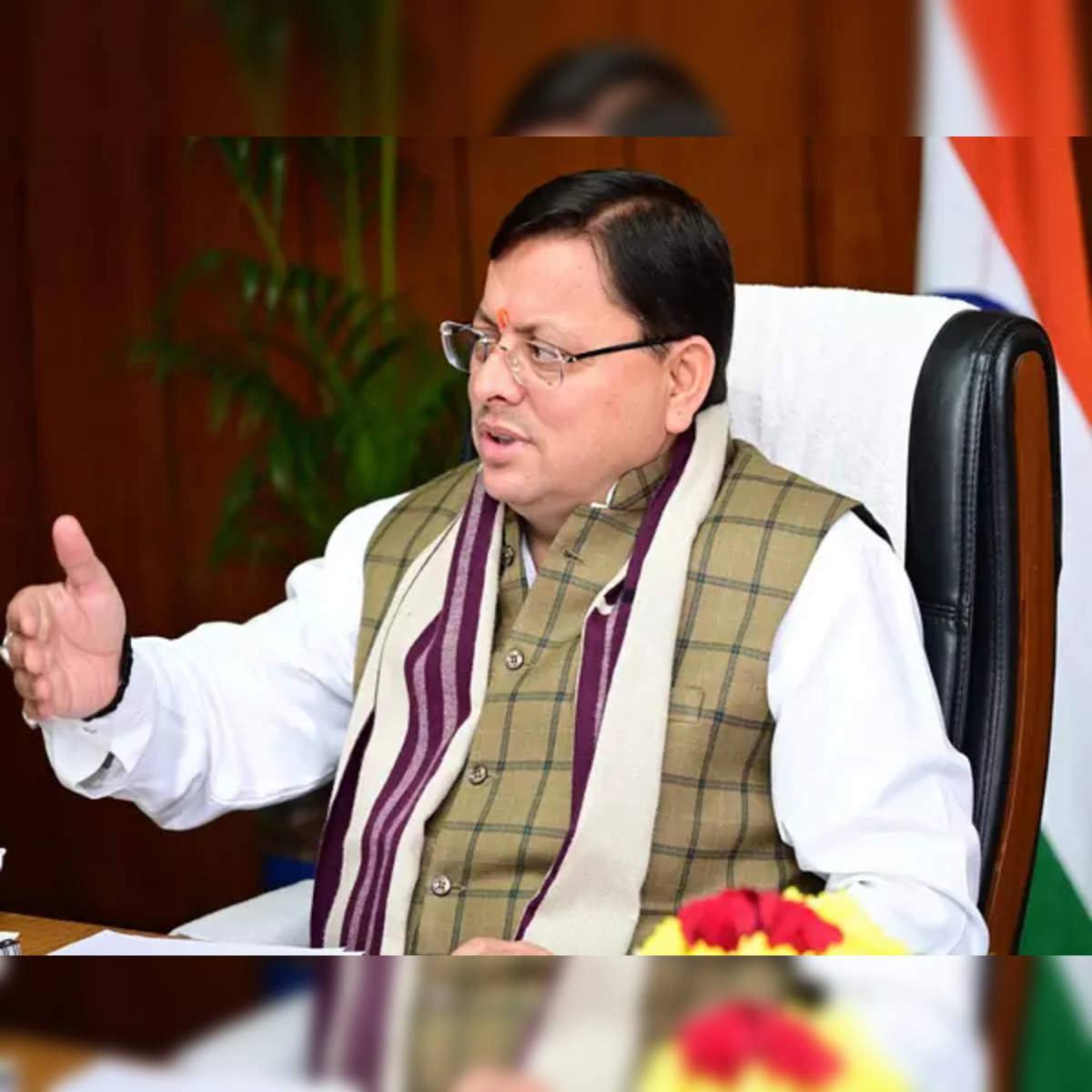 समान नागरिक संहिता में विवाह की आयु लड़कों के लिए 21 वर्ष वे लड़कियों के लिए 18 वर्ष निर्धारित की गई है