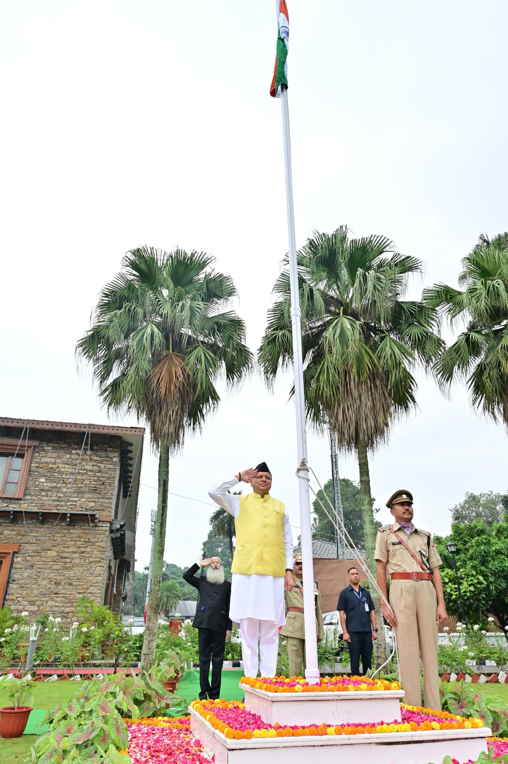 आज भारत समर्थ, समरस एवं शक्तिशाली भारत के रूप में आगे बढ़ रहा है
