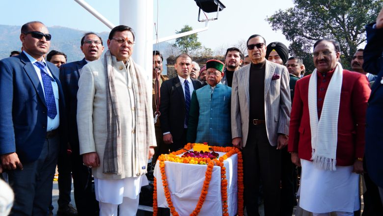 उनका साहित्य और साहित्यकारों के प्रति विशेष लगाव था। उनकी सोच थी कि साहित्य क्षेत्र से जुड़े लोगों के हित में कार्य हों : धामी