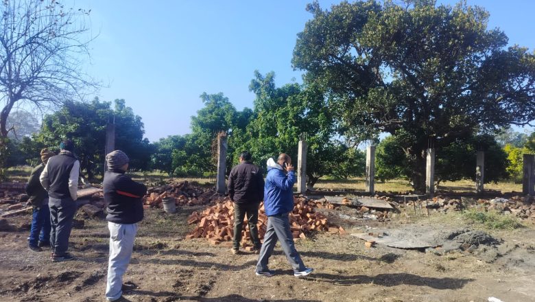 पूर्व डीजपी प्रेमदत्त रतूड़ी अपने सेवाकाल के दौरान कई घोटालों में काफी विवादित रहे है। विभिन्न सामाजिक संगठनों ने इस घटना की कड़ी निन्दा की है और शासन से इन भू-माफियाओं के विरूद्ध कड़ी कार्यवाही की मांग की है।   