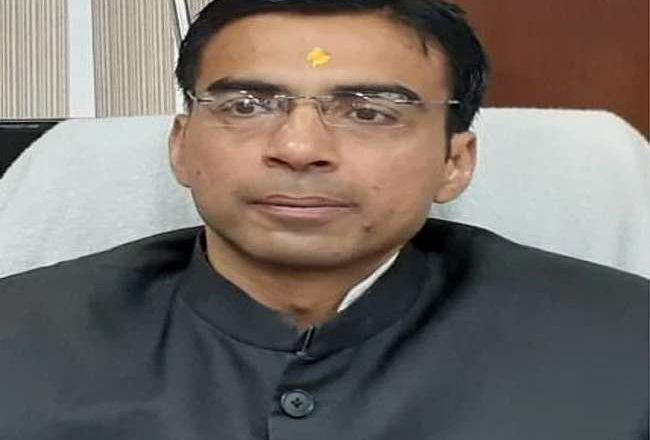 प्रशासन के वर्कस्टाईल हल्के में लेना 3 एजेंसीस को मंहगा पड़ा , 3 माह के लिए कार्य अनुमति सस्पेंड के साथ ही संगीन धाराओं में मुकदमे दर्ज किए