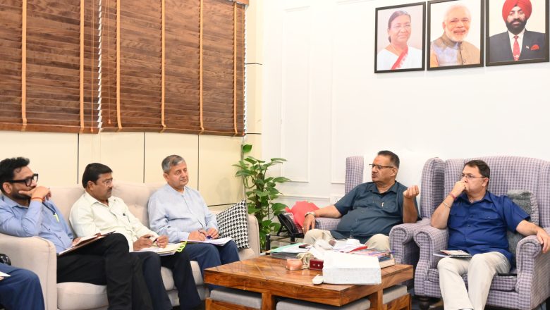 कृषि मंत्री ने बताया कि अभियान का उद्देश्य वैज्ञानिक पद्धतियों से खेती को बढ़ावा देना, कृषि लागत को कम करना और मिट्टी के स्वास्थ्य में सुधार लाना है      