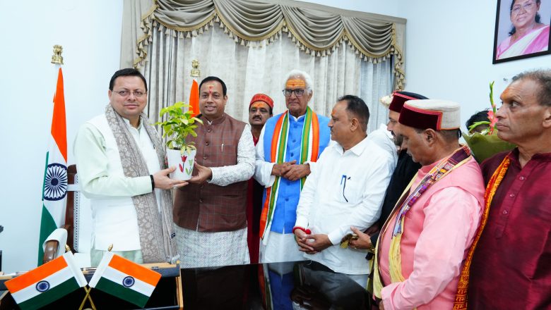मुख्यमंत्री धामी ने प्रतिनिधिमंडल का आभार व्यक्त करते हुए कहा कि राज्य सरकार चारधाम यात्रा को श्रद्धा, व्यवस्था और सुरक्षा के संतुलन के साथ संचालित करने के लिए पूरी प्रतिबद्धता से कार्य कर रही है   