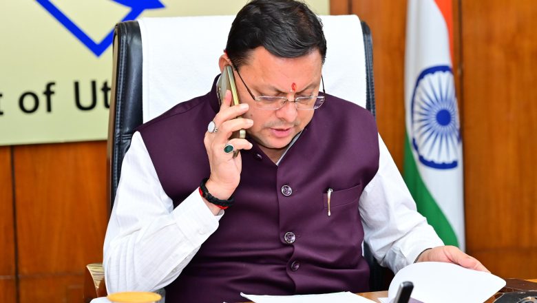 मुख्यमंत्री धामी ने जनसमस्याओं पर की फरियादियों से बात