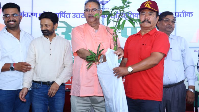 हरेला पर्व की पूर्व संध्या पर कृषि मंत्री गणेश जोशी ने किया फलदार पौधों का निःशुल्क वितरण   