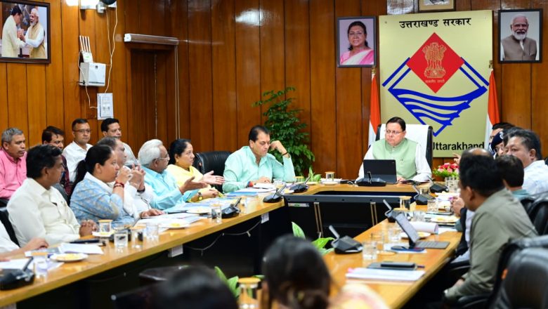 मुख्यमंत्री धामी के निर्देश : श्रद्धालुओं को रियल-टाइम सूचना देने के लिए मोबाइल ऐप, हेल्पलाइन और सूचना केंद्र स्थापित किए जाएं   