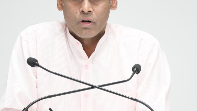 अपर पुलिस महानिदेशक अपराध एवं कानून व्यवस्था श्री वी. मुरुगेशन ने वीडियो कॉन्फ्रेंसिंग के माध्यम से प्रदेशभर के वरिष्ठ पुलिस अधीक्षकों के साथ की एनडीपीएस एक्ट अंतर्गत वाणिज्यिक मात्रा से जुड़े लंबित अभियोगों की गहन व विस्तृत समीक्षा