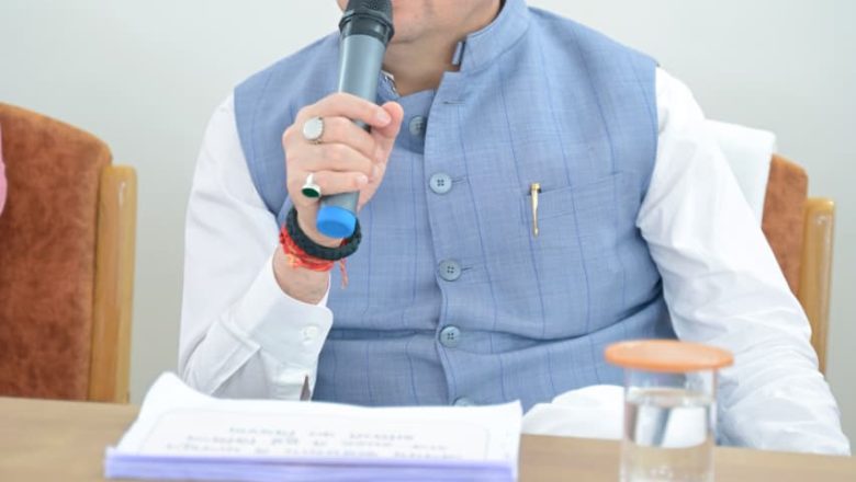 मुख्यमंत्री ने नदी-नालों पर अतिक्रमण हटाने पर विशेष निर्देश दिए।