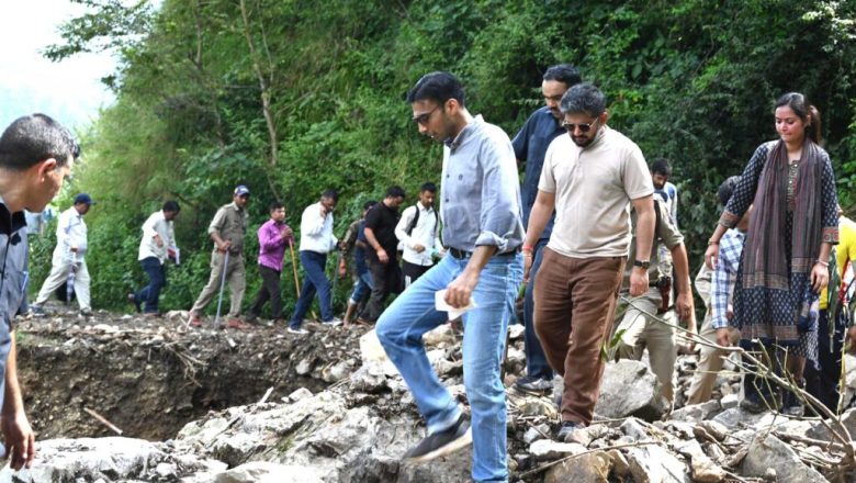 डीएम सविन बंसल ने बटोली गांव की विद्युत समस्या के समाधान हेतु एक सप्ताह के भीतर जारी किया बजट      