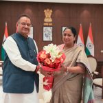 नई दिल्ली में मुख्यमंत्री रेखा गुप्ता से की शिष्टाचार भेंट करते कैबिनेट मंत्री गणेश जोशी, देवभूमि उत्तराखण्ड आने का दिया निमंत्रण   
