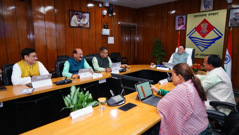 मुख्यमंत्री पुष्कर सिंह धामी की अध्यक्षता में सचिवालय में हुई मंत्रिमंडल बैठक, राज्य स्थापना रजत जयंती के विशेष अवसर पर राष्ट्रपति द्रौपदी मुर्मु तथा प्रधानमंत्री नरेन्द्र मोदी के मार्गदर्शन के लिए कैबिनेट ने जताया आभार