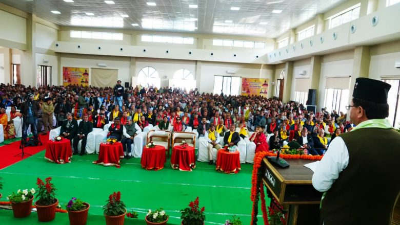 मुख्यमंत्री ने कहा कि प्रदेश सरकार भी गोरखा समाज की वीरता और अमूल्य योगदान को हमेशा आदर और सम्मान की दृष्टि से देखती है।