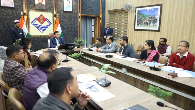 देहरादून-हरिद्वार रोड पर सड़क सुधारीकरण कार्य और अवैध अतिक्रमण व कब्जों को हटाने के लिए संबंधित एसडीएम से समन्वय करते हुए पुलिस के सहयोग से त्वरित कार्रवाई की जाए : डीएम