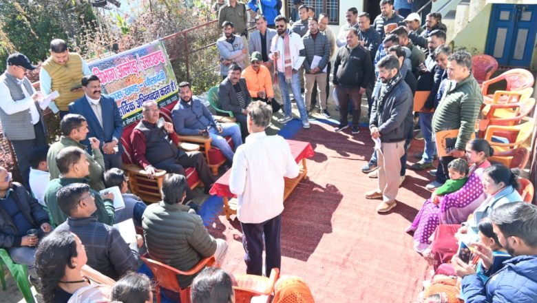 मंत्री गणेश जोशी ने कहा कि सरकार की प्राथमिकता है कि हर किसान तक बेहतर सुविधाएं, अनुदान और नई तकनीकें समय पर उपलब्ध हों