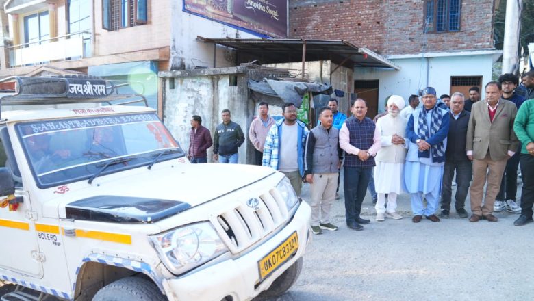 काबीना मंत्री ने प्रभावित परिवारों के लिए अपने सीएसआर मद से सहयोग किये जाने पर निरंकारी मिशन एवं सुदर्शन मदन गोपाल सूरी चेरिटेबल सोसाइटी का आभार प्रकट किया