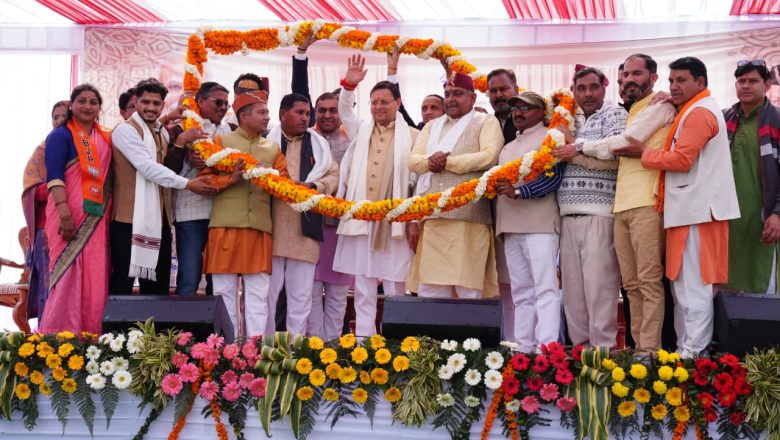 मुख्यमंत्री धामी ने स्थानीय विधायक सहदेव सिंह पुंडीर की क्षेत्रीय समस्याओं के प्रति संवेदनशीलता और सक्रियता की सराहना की