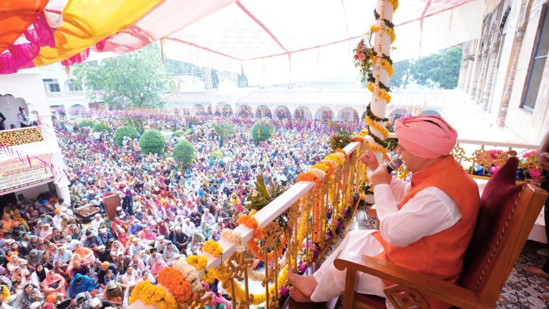 श्री महंत देवेंद्र दास जी महाराज के सानिध्य में मेले की प्रमुख धार्मिक गतिविधियों का एलईडी स्क्रीन और सोशल मीडिया के माध्यम से लाइव प्रसारण किया जा रहा है।