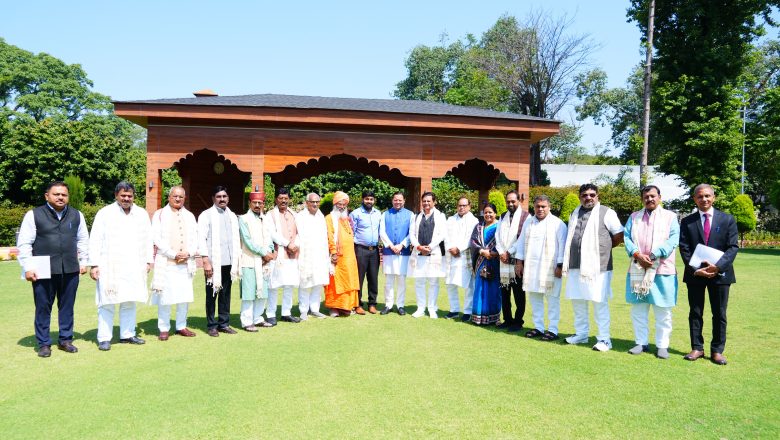 मुख्यमंत्री धामी ने कहा- ओबीसी संसदीय समिति सामाजिक न्याय और समावेशी विकास की दिशा में निभा रही महत्वपूर्ण भूमिका