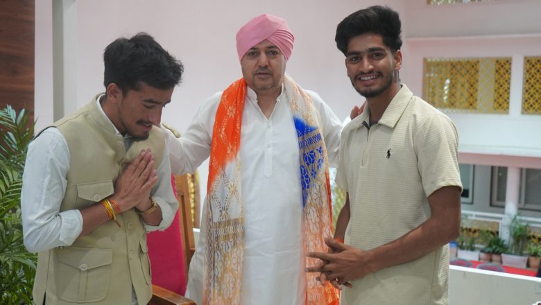 श्रीमहंत देवेन्द्र दास जी महाराज की पहल से एसजीआरआर के स्नातक छात्रों को मिलेगी पीजी पाठ्यक्रमों में विशेष फीस रियायत