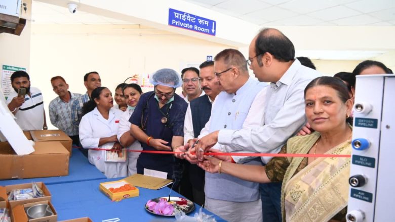 मसूरी के सिविल अस्पताल को मिली आधुनिक चिकित्सा उपकरणों की सौगात, पहुंचे गणेश जोशी