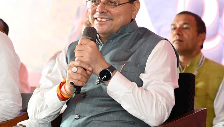 टनकपुर से कैलाश मानसरोवर यात्रा के प्रथम दल को मुख्यमंत्री श्री पुष्कर सिंह धामी ने हरी झंडी दिखाकर किया रवाना
