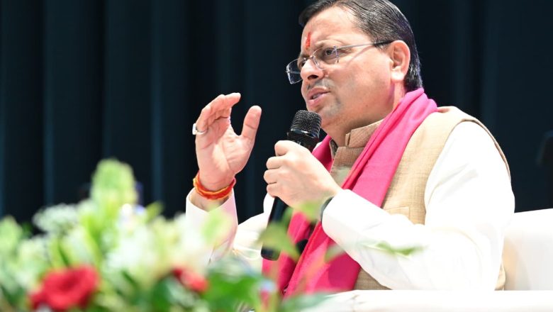 दून विश्वविद्यालय में सीएम धामी का संवाद बना युवा मुद्दों का मंच—पलायन, रोजगार, शिक्षा, AI और ट्रैफिक पर मुख्यमंत्री ने बताई सरकार की योजना