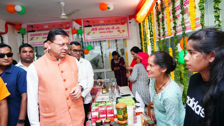 मातृशक्ति, स्थानीय हुनर और आत्मनिर्भरता के सशक्त पैरोकार : मुख्यमंत्री धामी