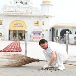 मुख्यमंत्री धामी ने खुद संभाली सफाई की जिम्मेदारी, सेवा संकल्प अभियान में दिया स्वच्छता का संदेश